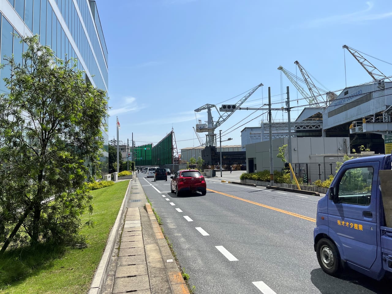 尾道造船とセブンイレブン尾道山波町店