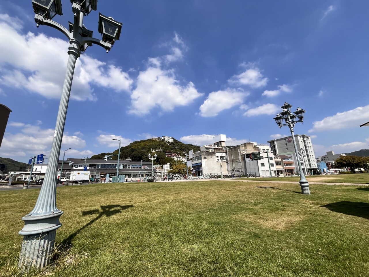 尾道駅前緑地帯