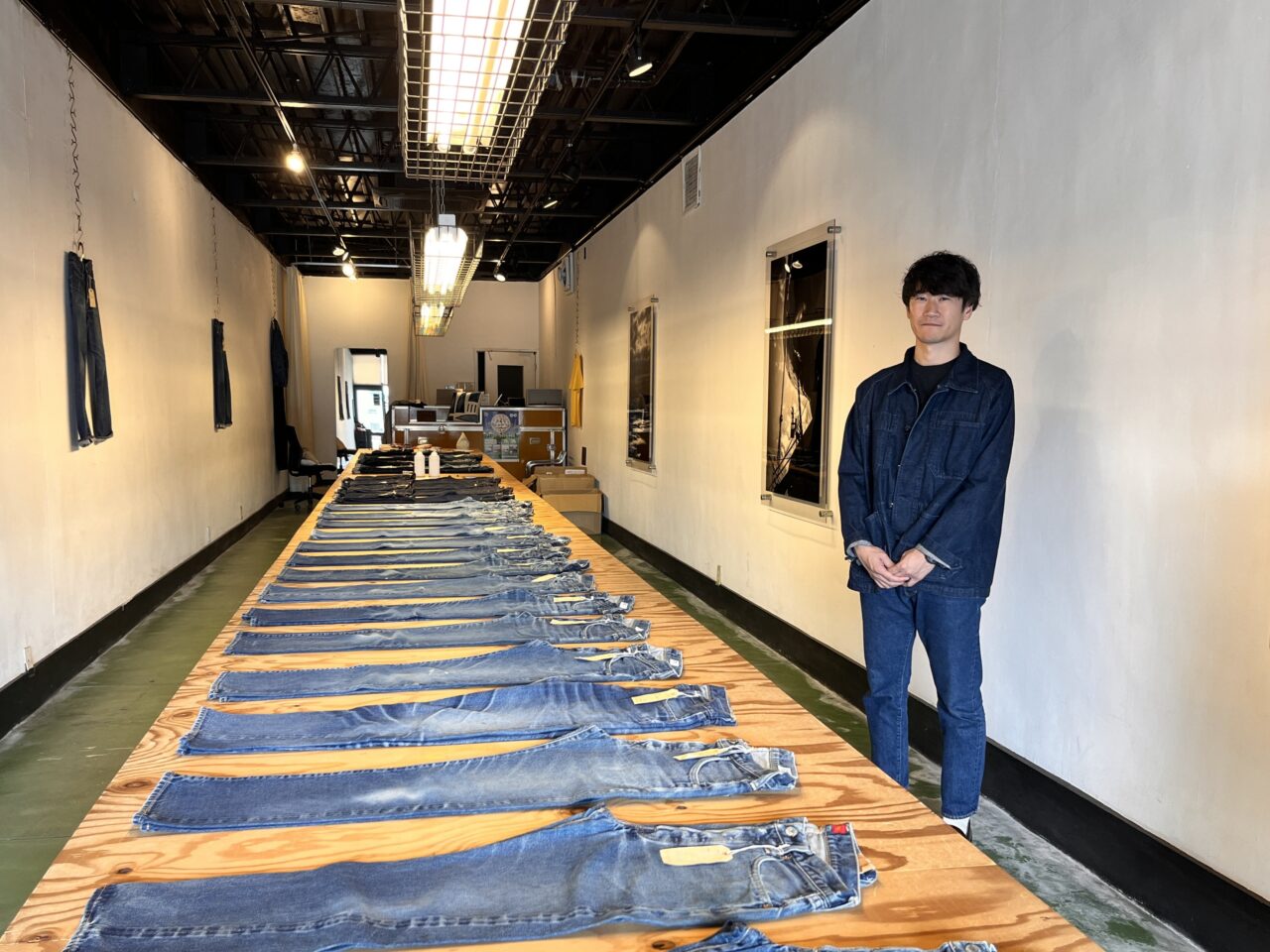 デニムショップ店長の元廣さん